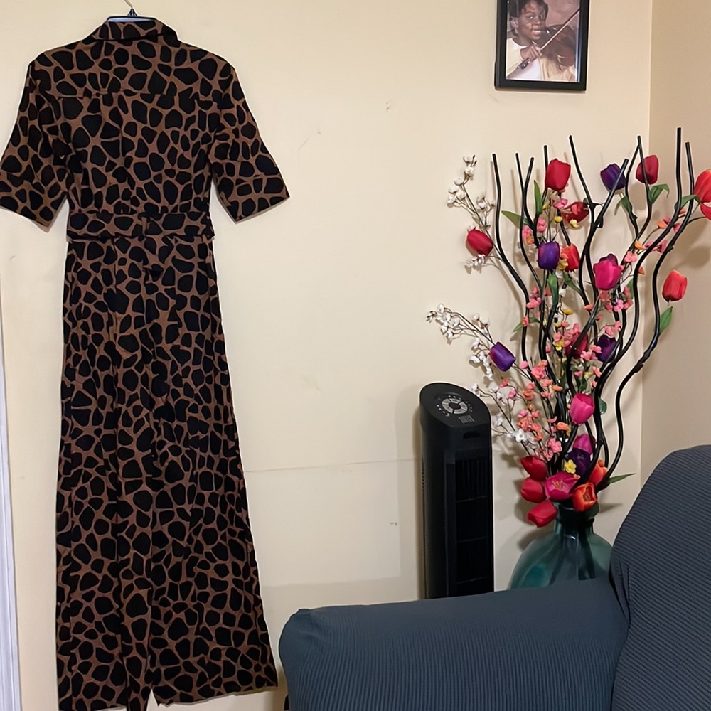 NWOT Michael Kors Belted Utility Jumpsuit. Brand New/Unused - Picture 3 of 5